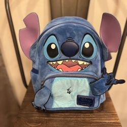Loungefly Disney Lilo & Stitch Figural Fuzzy Stitch Mini Backpack Hang Loose Pre-owned 