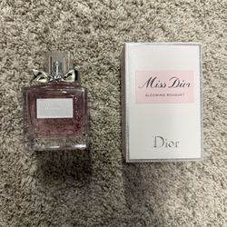 Miss Dior Blooming Boquet