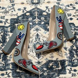 Shoe Republic LA 6.5 Blue Jean Denim Heart Patches High Block Heels Pointed Toe