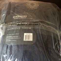 Berkshire Blanket And Home Company Oversize Throw Navy And Plaid 