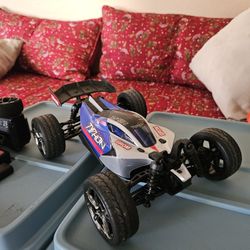 Rc Car Arrma Typhon Brushed Grom
