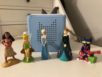 Tonies bundle with 5 characters!