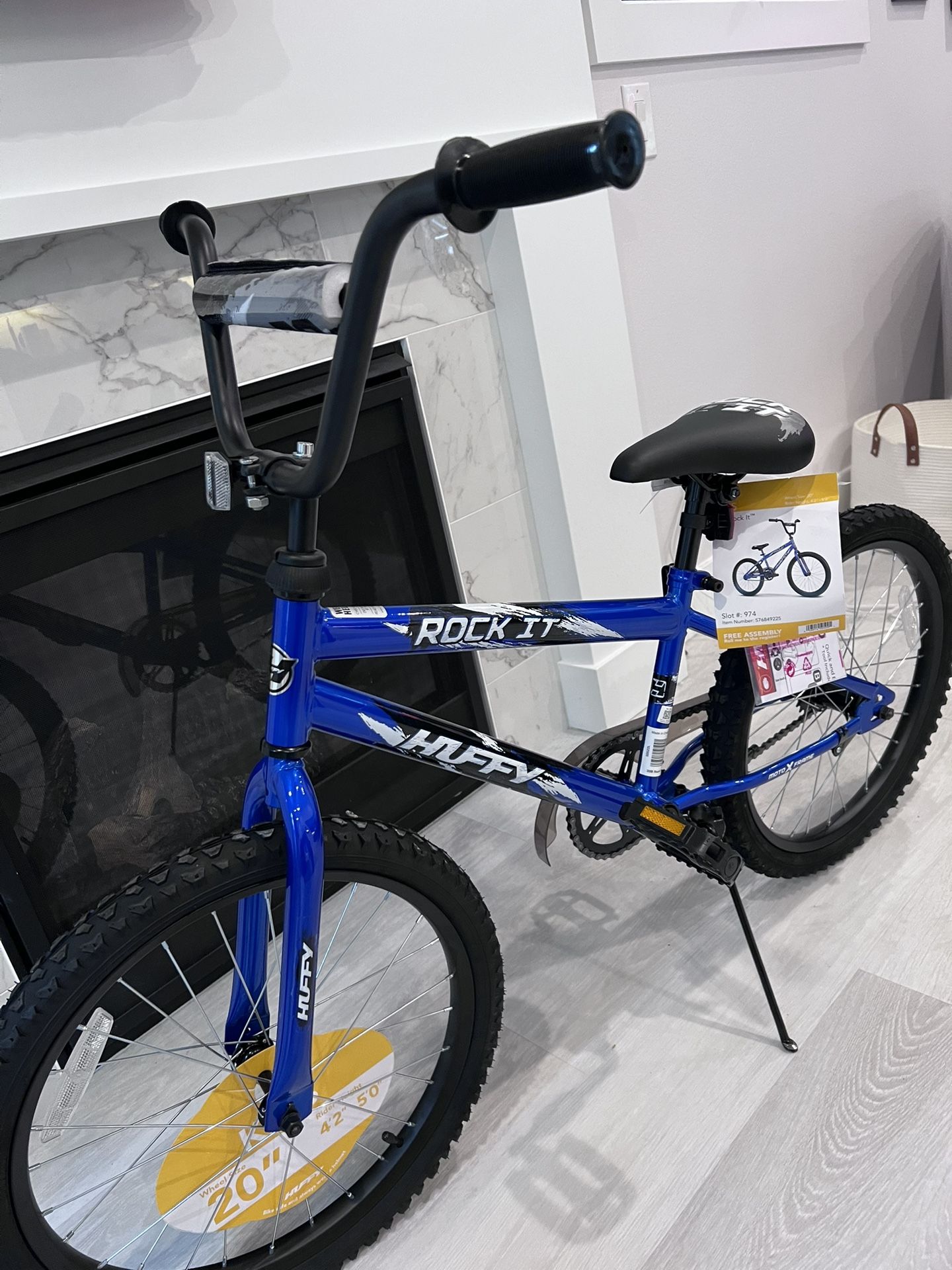 NWT Huffy 20" Rock It Kids' Bike, Fits Riders 3'7" - 4'7", Blue Boy's