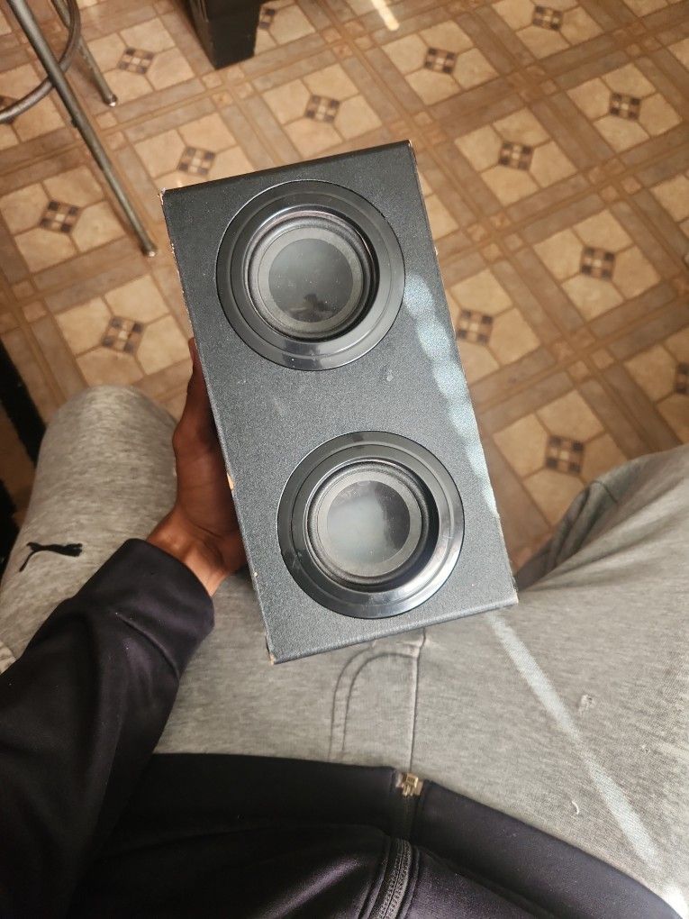Polaroid Speaker