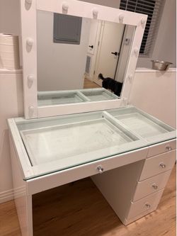 Mueble blanco