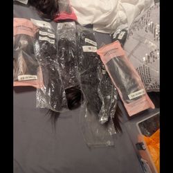 HAIR EXTENSION BUNDLE