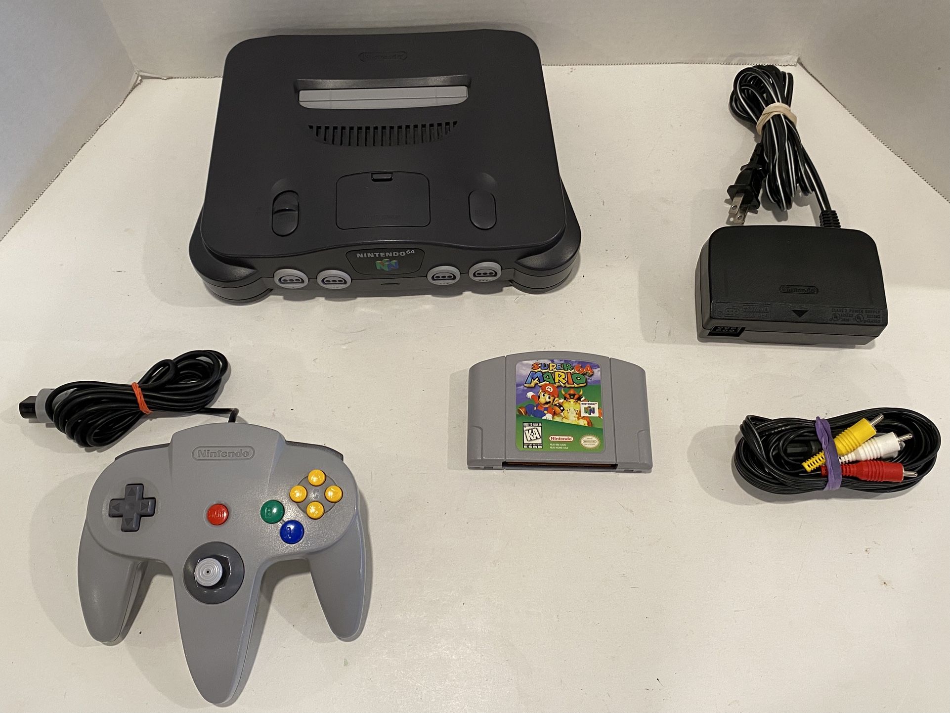 Super Mario 64 Nintendo 64 Bundle With OEM Controller