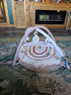 Tummy time play mat