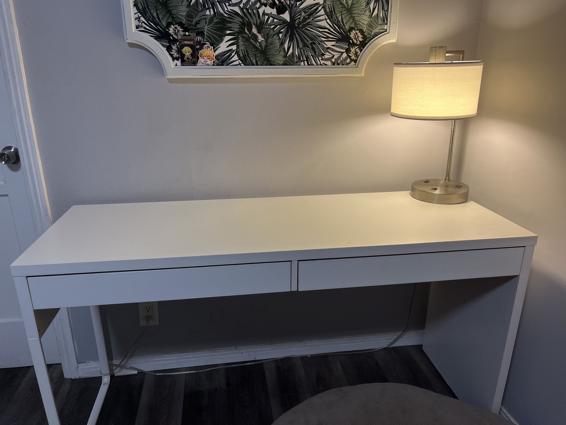 IKEA MICKE Desk