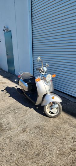 2003  Vespa Yamaha Vino