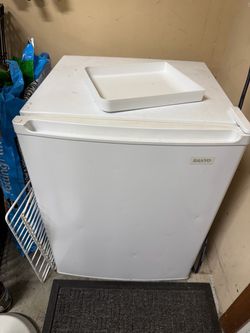 Small Refrigerator