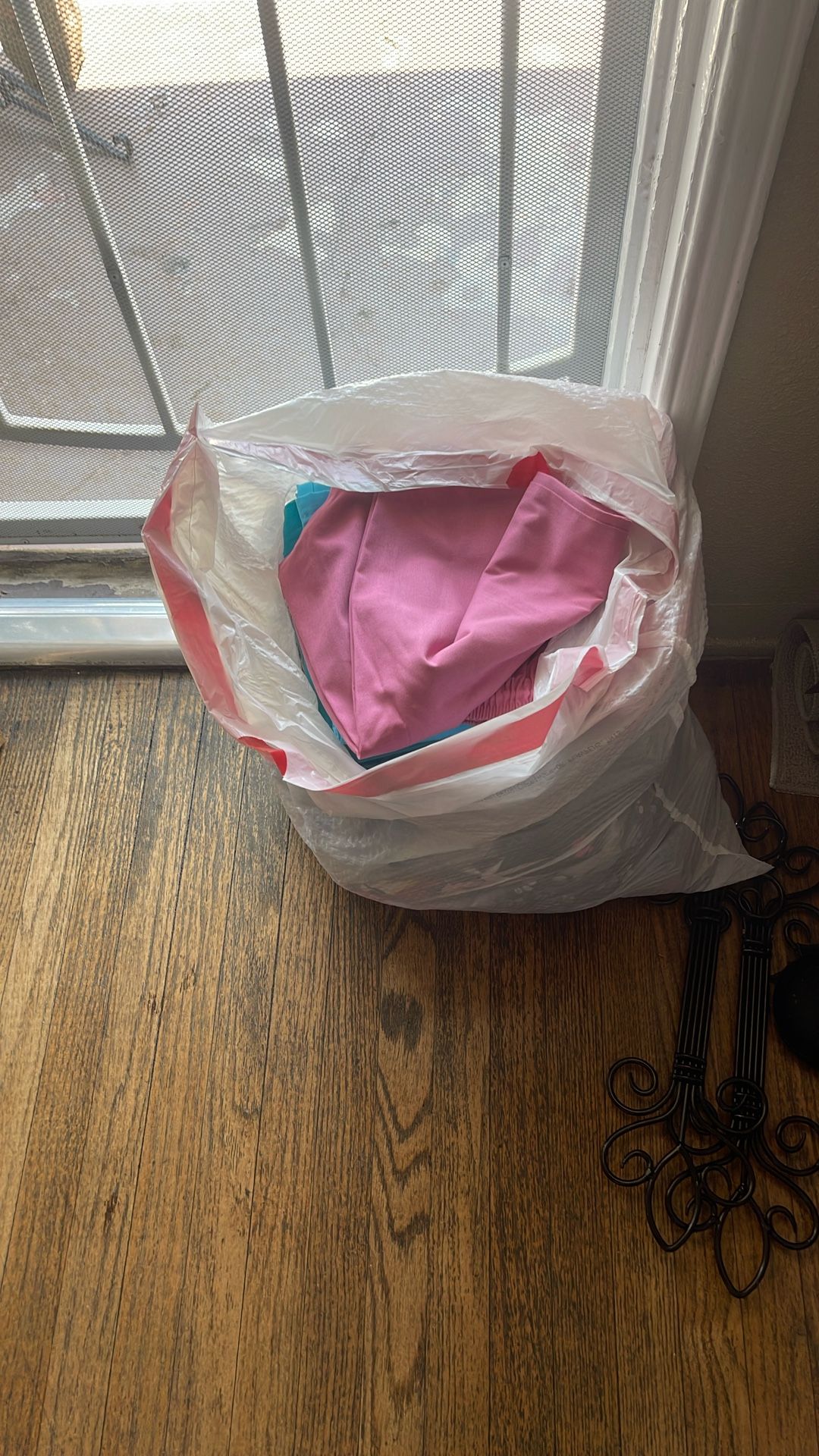 Work Scrubs Blouses And Pants Sizes XS And S