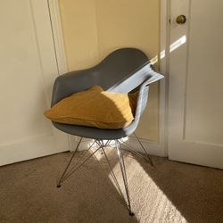 IKEA chair 
