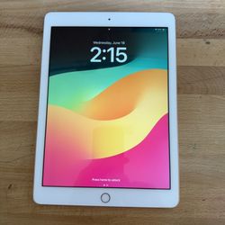 Apple iPad 9.7" 2018