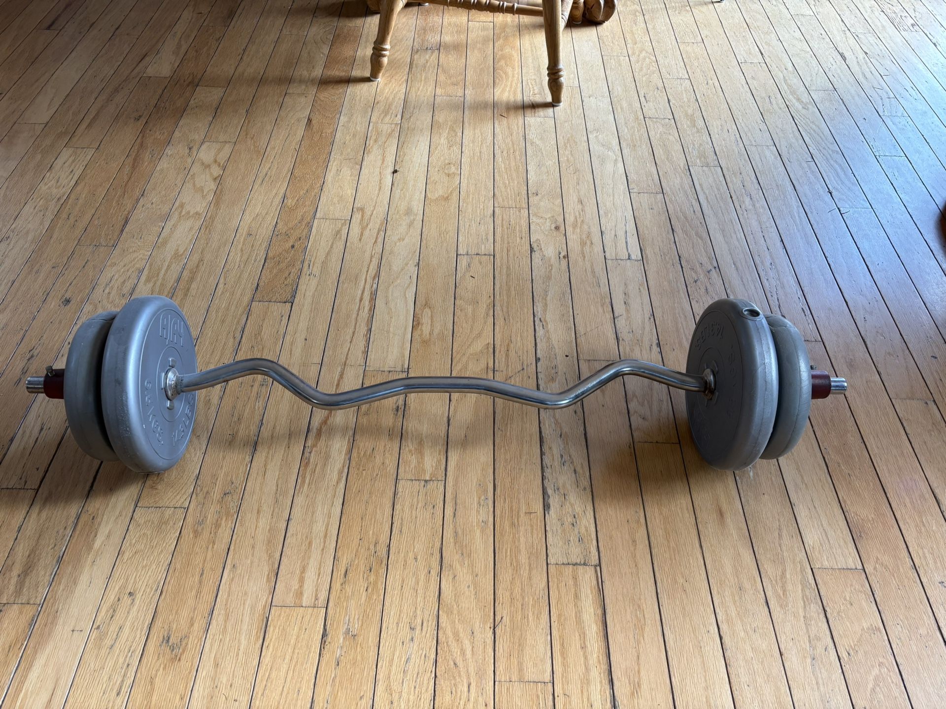 EZ Curl Bar + Weights