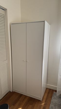 Wardrobe closet FREE DELIVERY BY THE 12th
