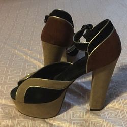 Women Black & Brown Shoes 