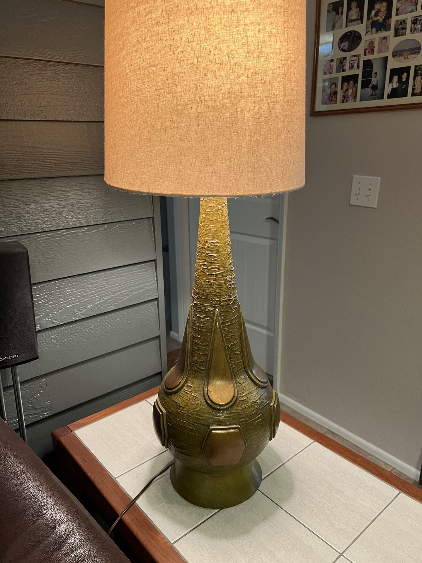 60’s Retro Table Lamp. Mid Century Modern