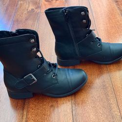 Women’s Brand New American Rag Combat Boots, Size 5 1/2