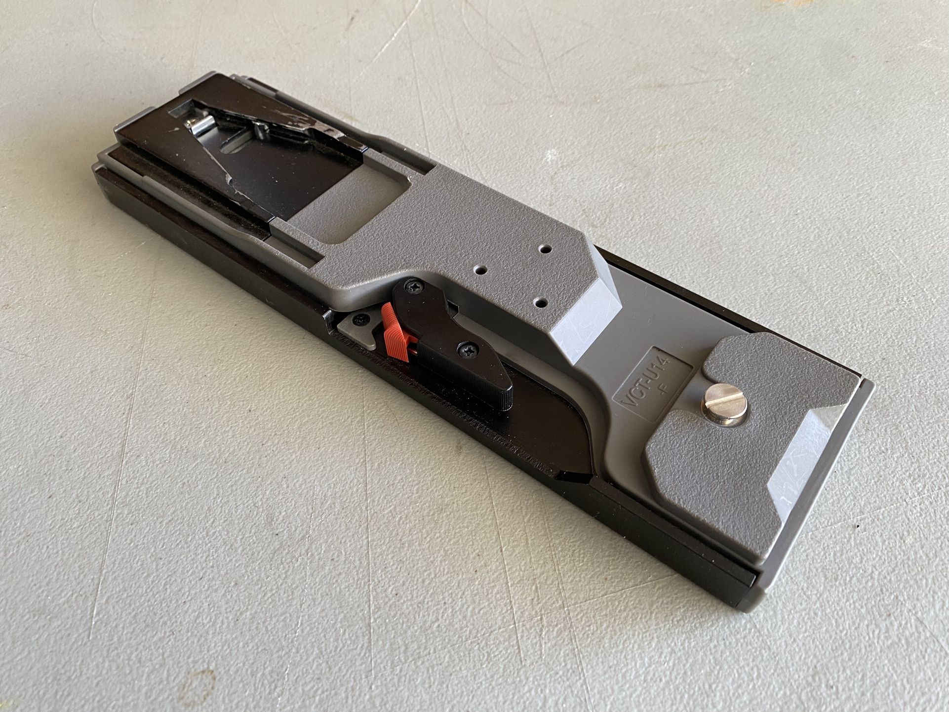 Sony VCT-U14 Quick Release Plate