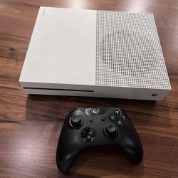 Xbox One S