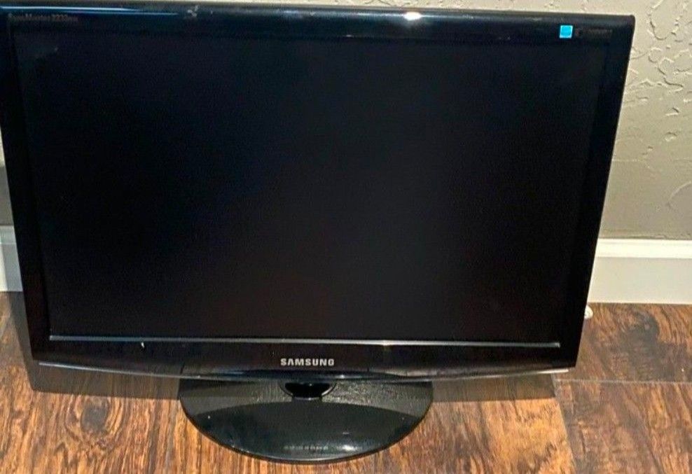 Samsung Computer Monitor 23”