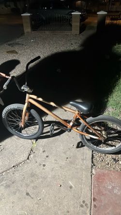 For sale Red Line