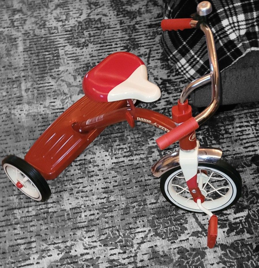 Classic Red Tricycle
