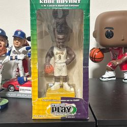 Kobe Bryant L.A. Lakers Special Edition Bobblehead