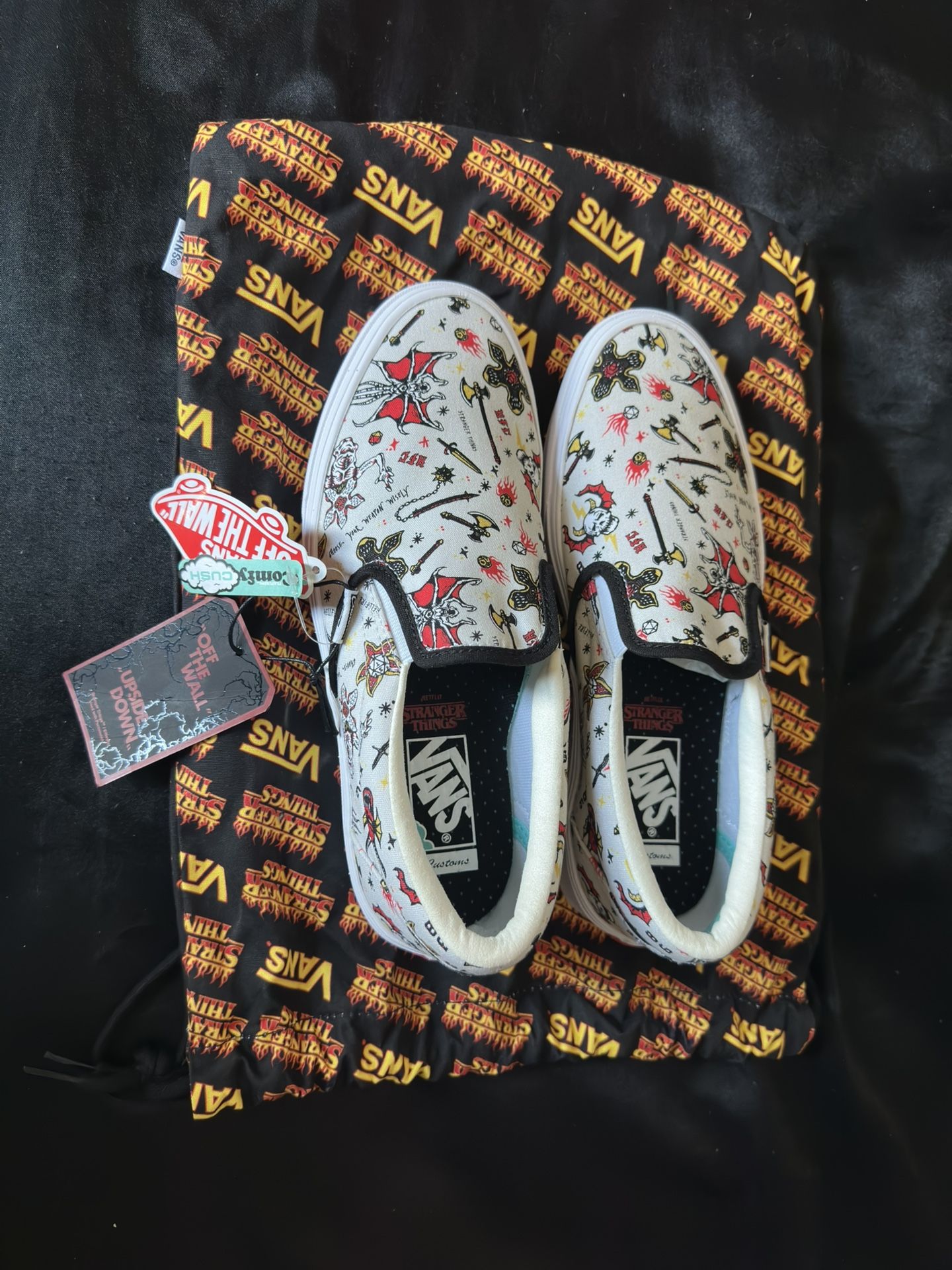 Sntanger Things Slip On Vans