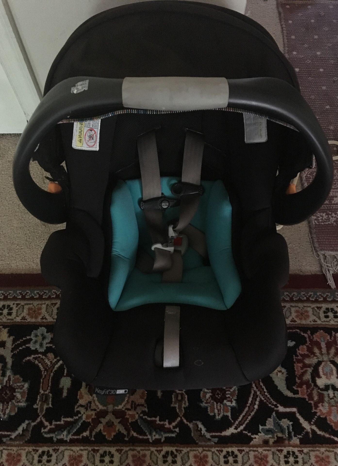 Chicco baby carrier and car seat
