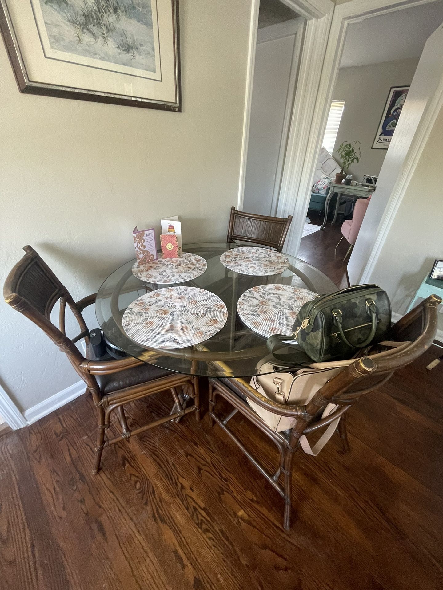 Dinning Table