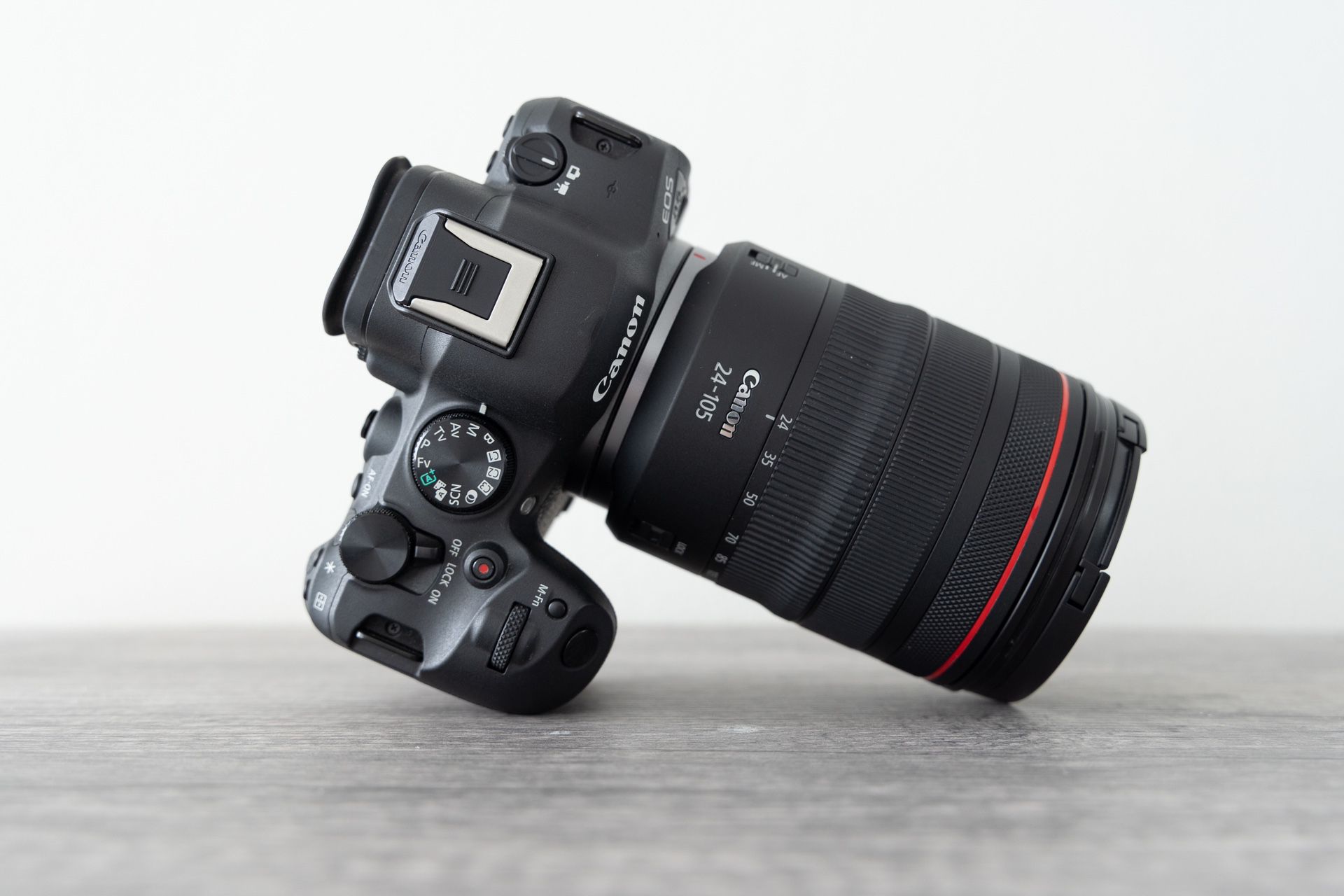 Canon R6 Mark II With 24-105mm F4 Lens Extras