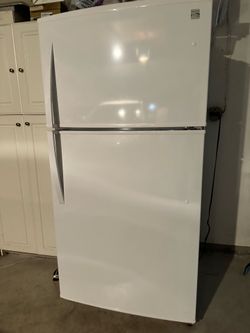 Large Refrigerator w/ freezer $120