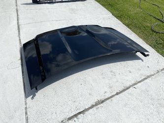 2014-2018 gmc Sierra hood