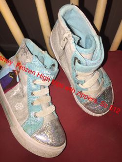 Disney Frozen Zippered