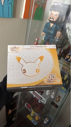 Pokemon 30th Celebration Elite Trainer Box