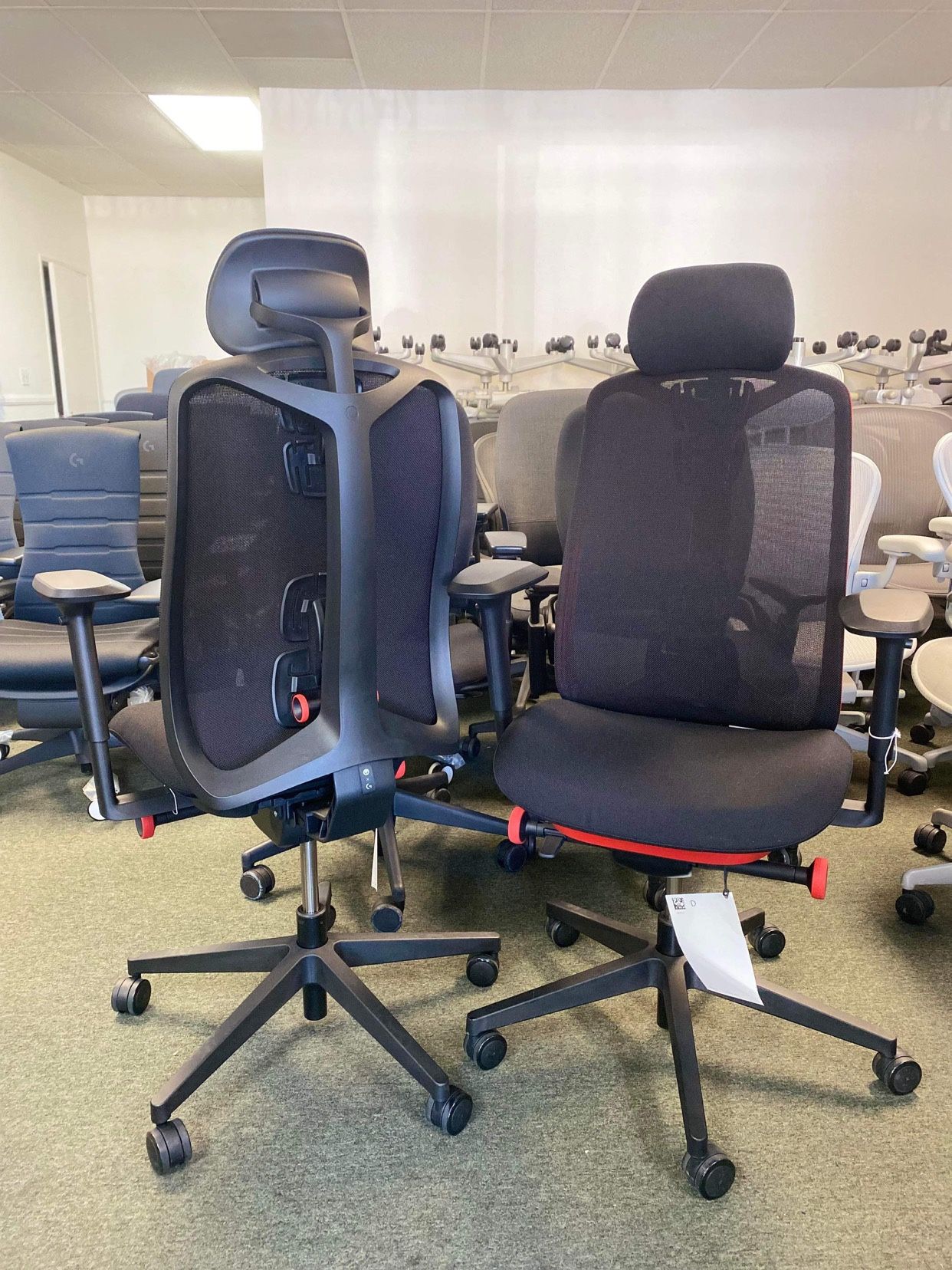 HERMAN MILLER LOGITECH VANTUM GAMING CHAIR FULLY LOADED WITH HEADREST ✅ PICK UP-delivery-shipping ✅large Amount