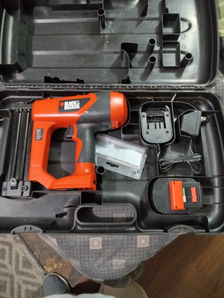 Black/Decker 12 Volt Finish Nailer Sell Or Trade