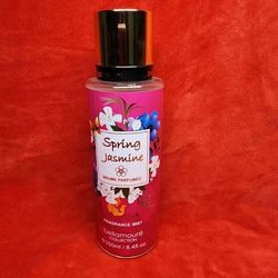 Women's Perfume body sprays mist and scented lotions