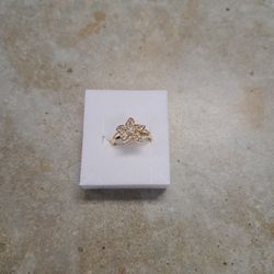 10k Flower Ring 
