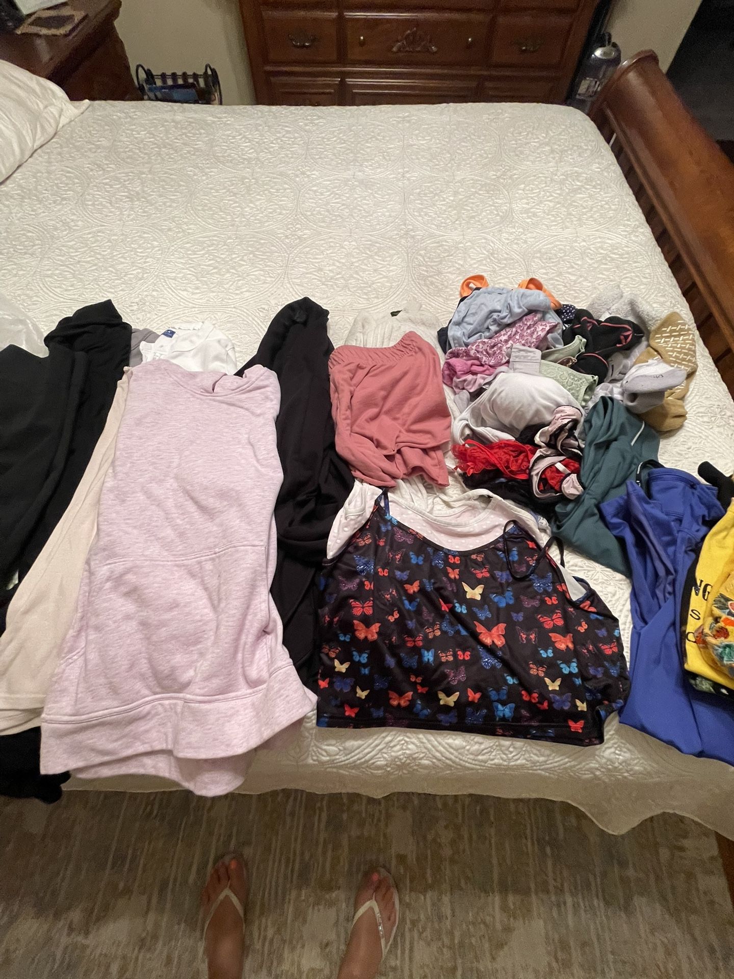 Free Womens Clothes And Shoes Size 9 