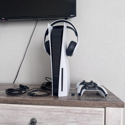 Ps5 with 2 Controllers and wireless headset (No Trading)