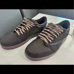 Travis Scott size 11