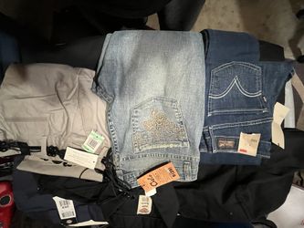 Woman’s Pants 8, 9,