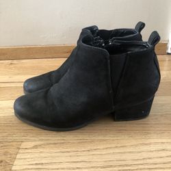 Blondo Waterproof Black Ankle boots