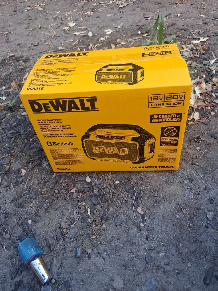 Dewalt Speakers