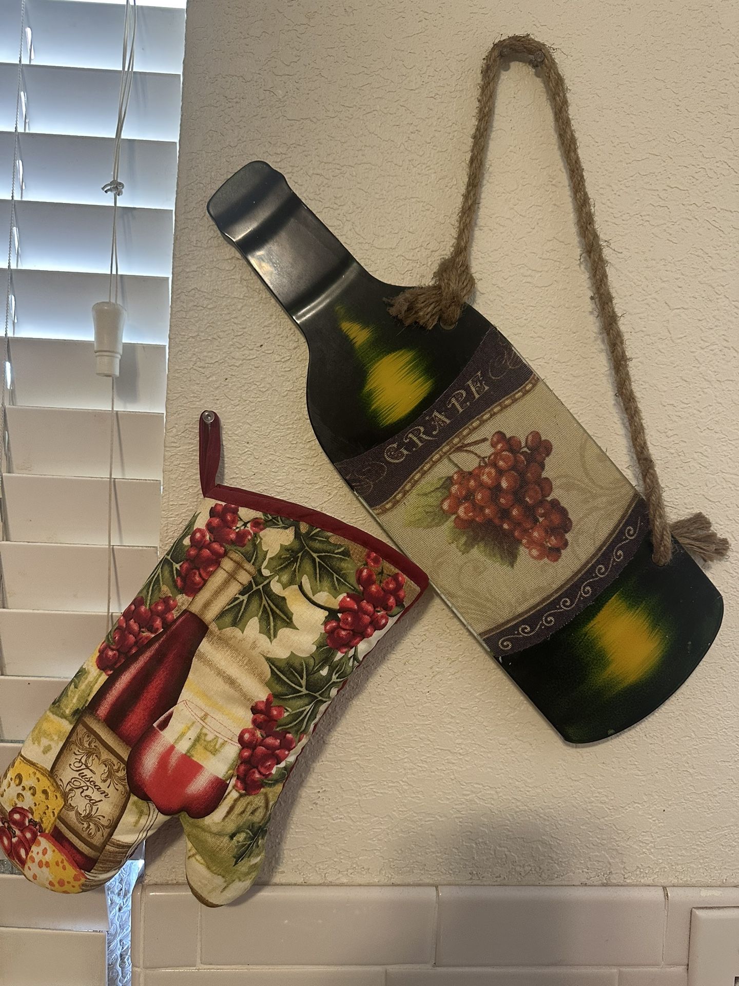 Wine Home Decor