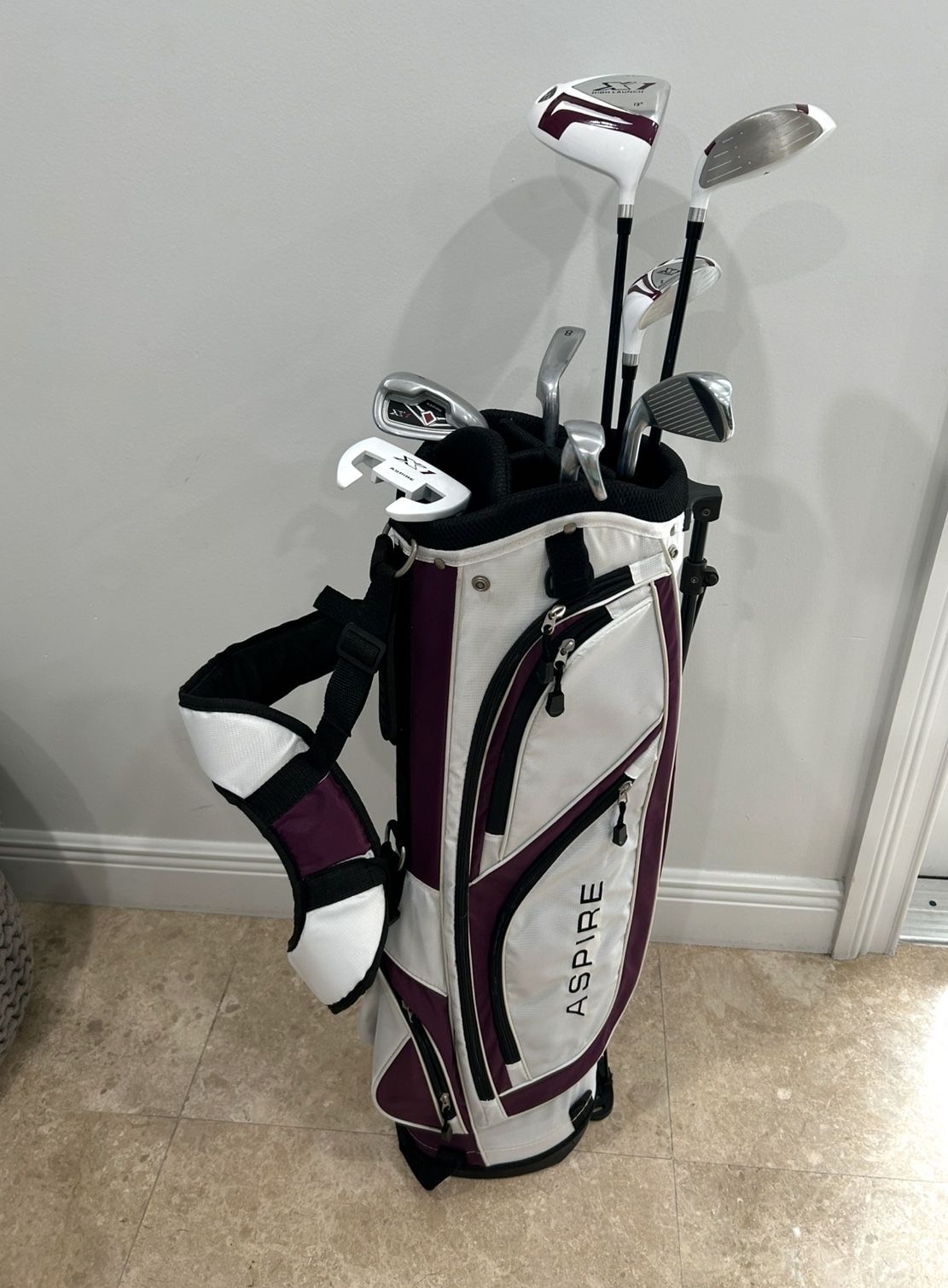 Aspire X1 Women’s Golf Clubs