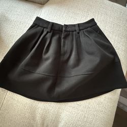 Black Pleated Skort